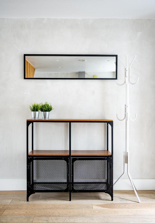 Entire Apartment In The Heart Of Brighton Lanes エクステリア 写真